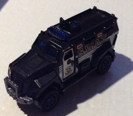 Swat Truck Police - Matchbox toy car collectible - Main Image 1