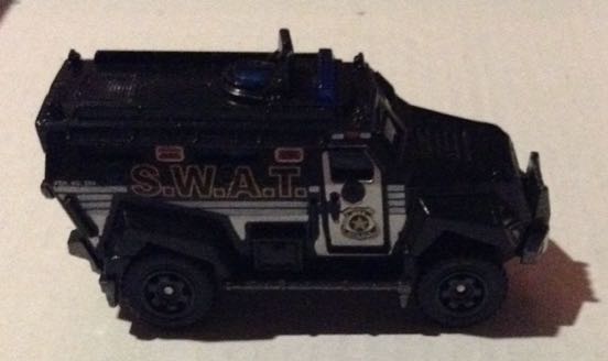 Swat Truck Police - Matchbox toy car collectible - Main Image 2