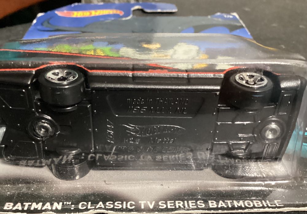 Batman: Classic TV Series Batmobile - Batmobile toy car collectible - Main Image 3