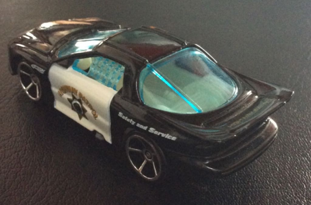 Pontiac Firebird - HW Main Street toy car collectible - Main Image 2