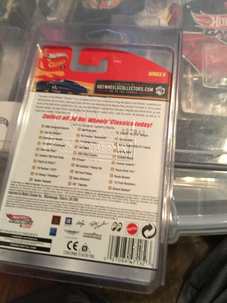 Convoy Custom - 2008 Hot Wheels Classics Series 5 toy car collectible - Main Image 2