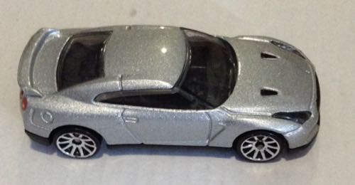Nissan GTR 2009 - Hot Wheels toy car collectible - Main Image 2