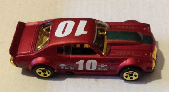 1970 Chevrolet Chevelle SS Guinda - Hot Wheels toy car collectible - Main Image 2