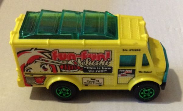 Food Truck Amarilla - Matchbox toy car collectible - Main Image 2