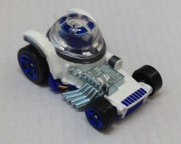 R2-D2 - Star Wars - Themed Cars toy car collectible - Main Image 2