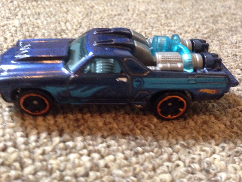 Custom ´71 El Camino™ - HW Off-Road toy car collectible - Main Image 2