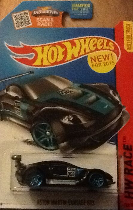 Aston Martin Ventage GT3  toy car collectible - Main Image 1