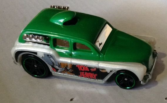 Cockney Cab II Tom Y Jerry - Hot Wheels toy car collectible - Main Image 2