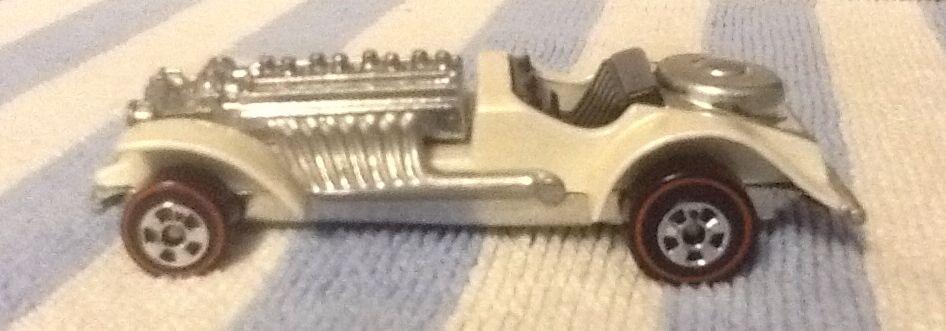 Sweet 16   toy car collectible - Main Image 2