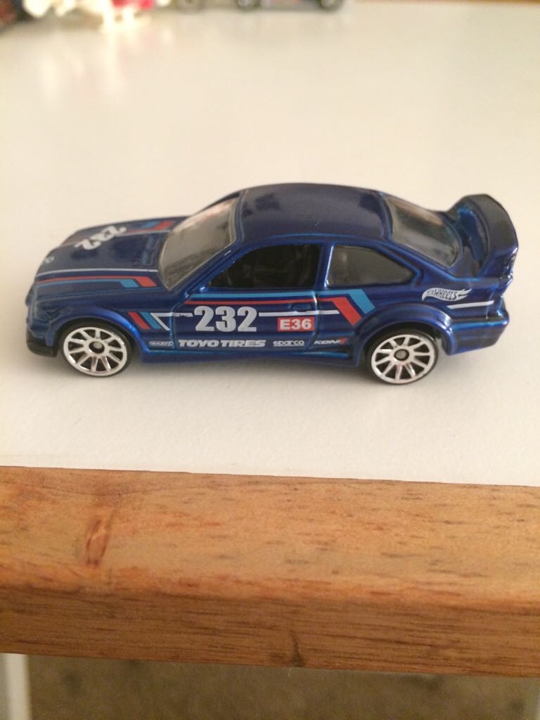 BMW M3 GTR ‘94  toy car collectible - Main Image 2