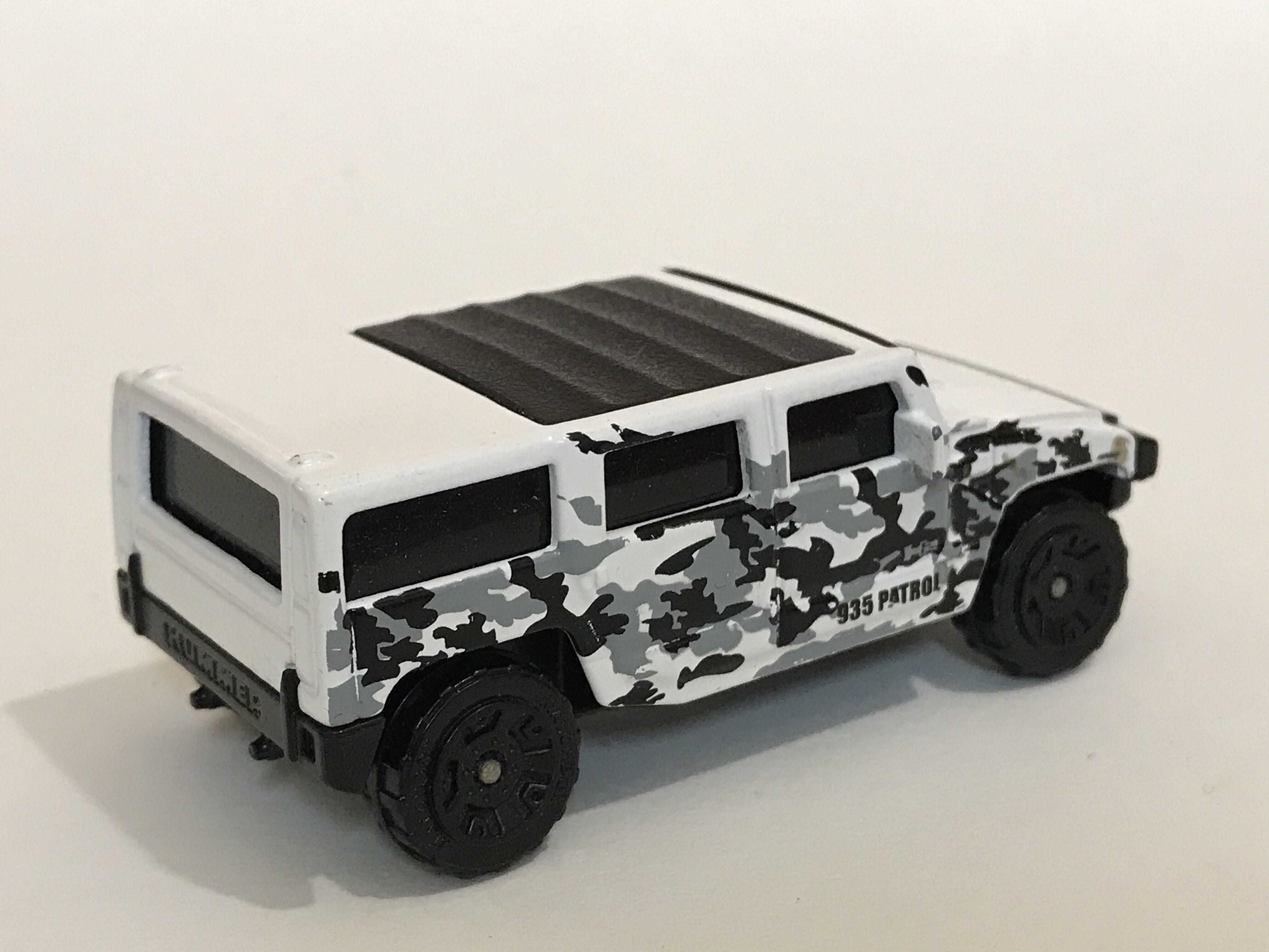 Hummer H2 SUV Concept - 2006 - MBX 1-75 toy car collectible - Main Image 2