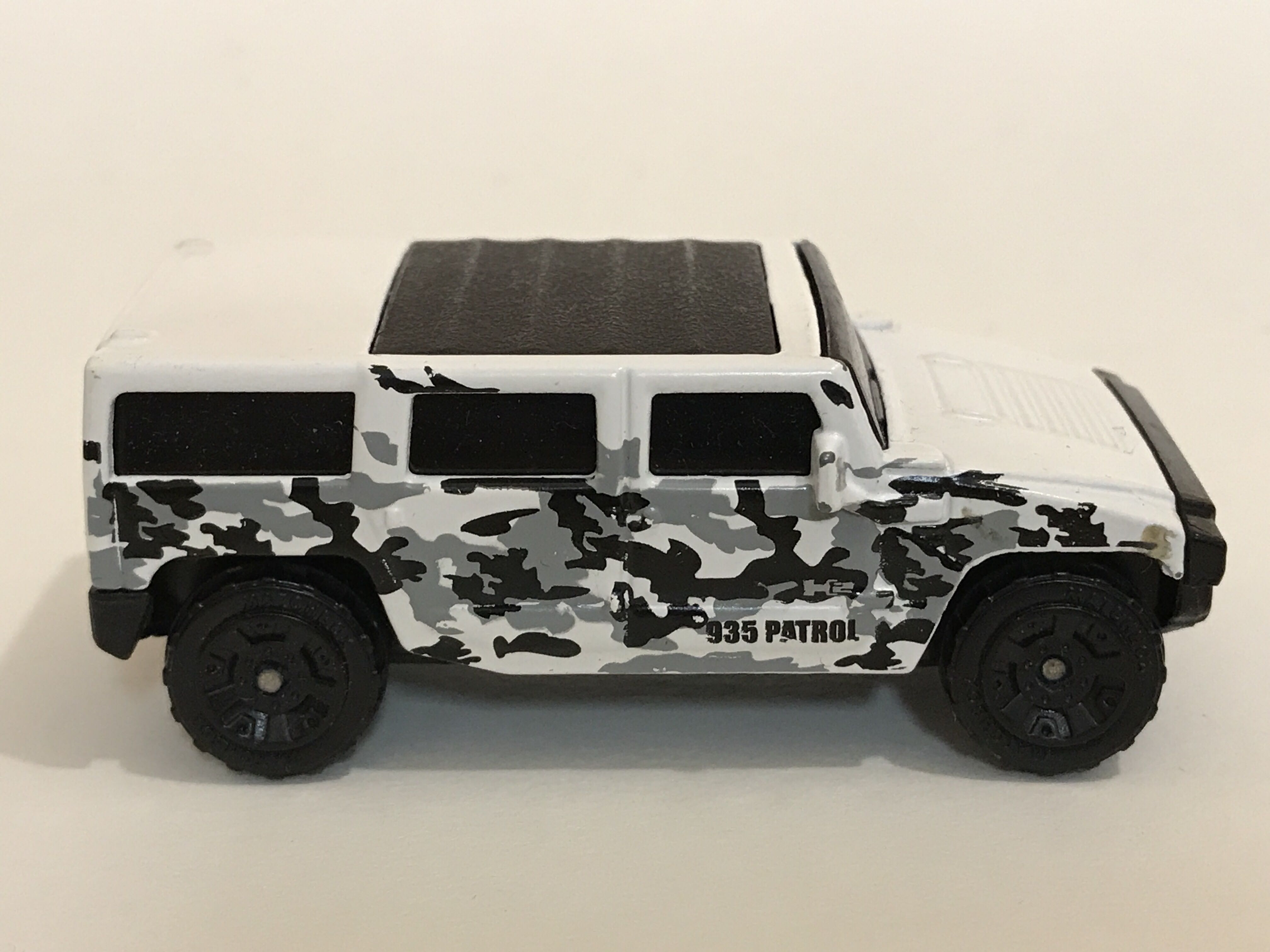 Hummer H2 SUV Concept - 2006 - MBX 1-75 toy car collectible - Main Image 3