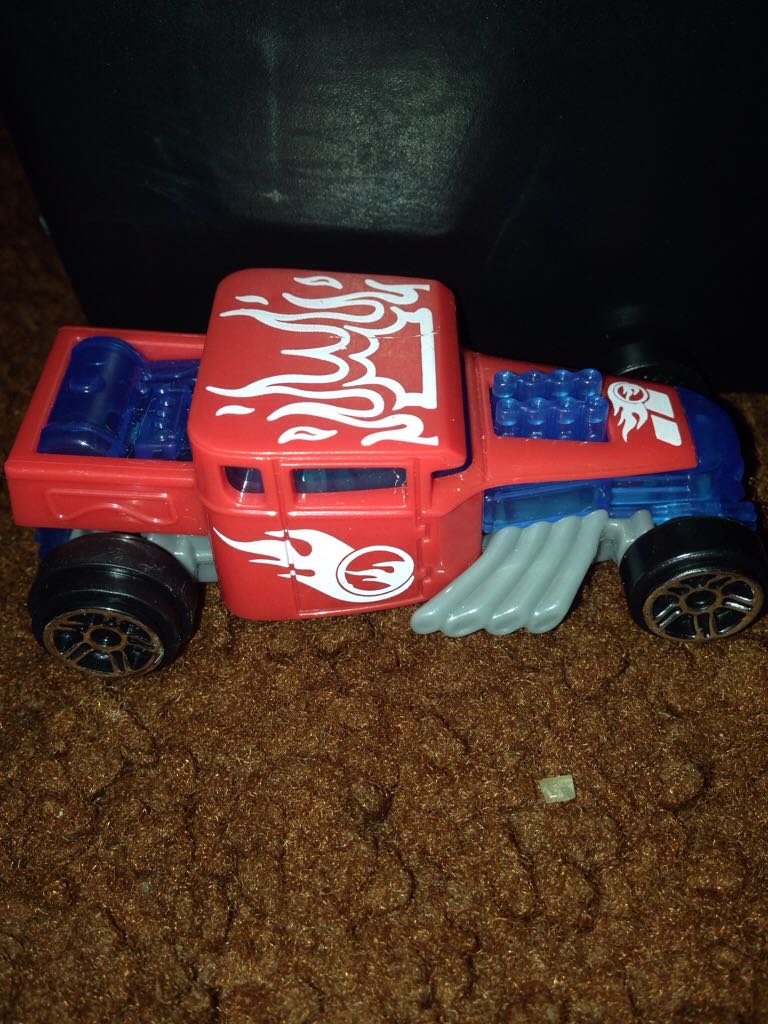Bone Shaker Happy Meal  toy car collectible - Main Image 1