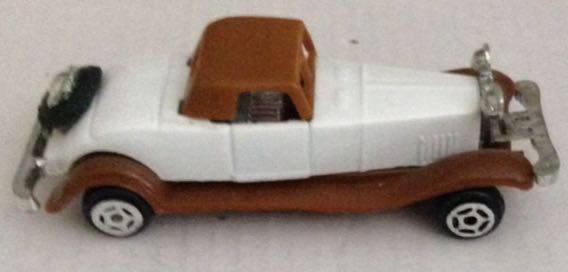 Carcacha Convertible Blanca Con Cafe - Taiwan toy car collectible - Main Image 2