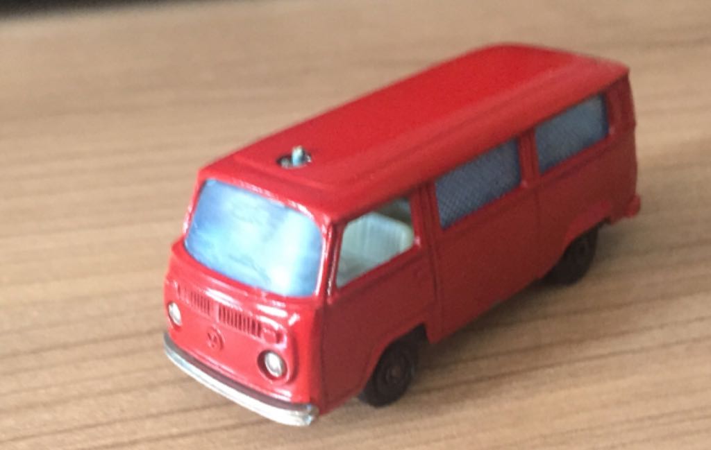 Volkswagen T2 Fourgon - Majorette toy car collectible - Main Image 1