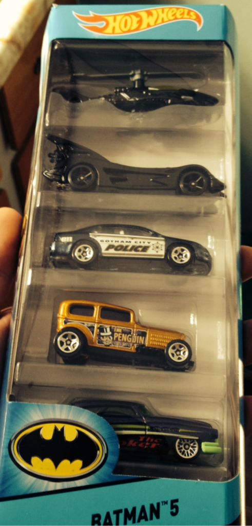 2006 Ford Fusion - Batman 5-Pack toy car collectible - Main Image 2