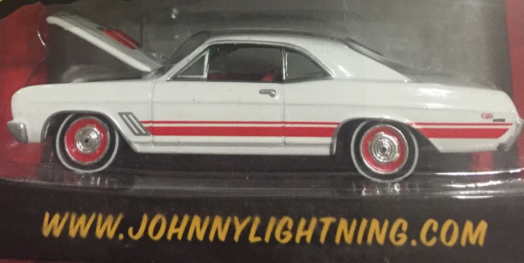 Buick GS340 ’67 - 2006 Johnny Lightning - 60s Sizzle Release 6 toy car collectible - Main Image 2