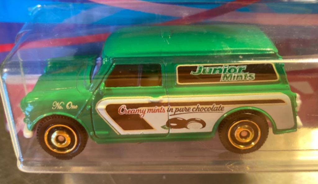 Austin Mini Van 1967 - MBX Candy toy car collectible - Main Image 2