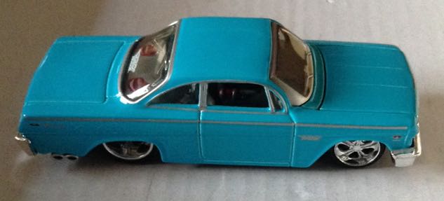 Chevrolet - Maisto toy car collectible - Main Image 2