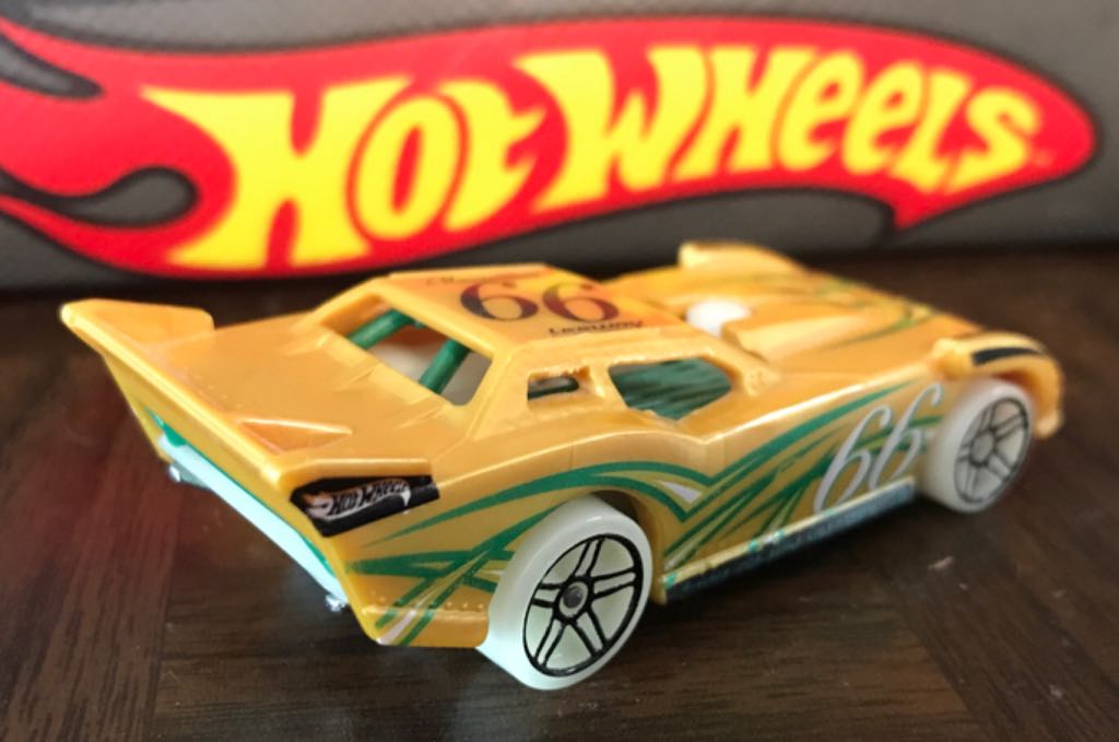 Maximum Leeway - HW Race/Night Storm toy car collectible - Main Image 2