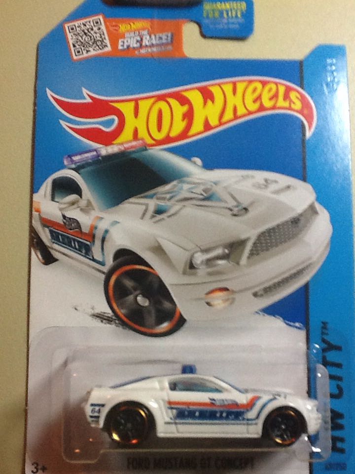 Ford Mustang GT Concept - 2015 Hw City toy car collectible - Main Image 2