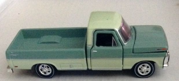 1969 Ford F250 Truck Verde Claro - Castline toy car collectible - Main Image 2
