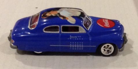 Ford Mercury 1956 Morado Coca Cola - Johnny Lightning toy car collectible - Main Image 2