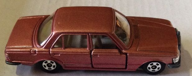 Mercedes Benz 450 SEL - Tomica F toy car collectible - Main Image 2