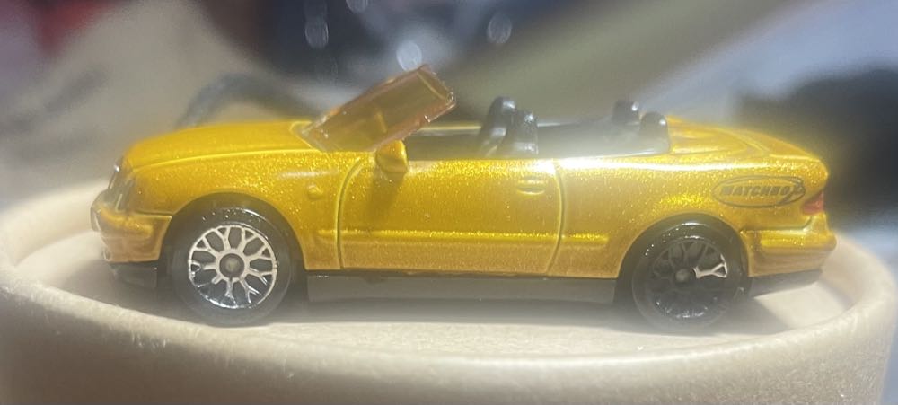 Matchbox 90s Series - Mercedes Benz CLK Convertible Verde - Matchbox Mattel toy car collectible - Main Image 4