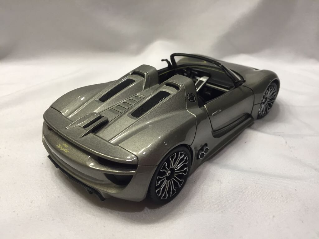Porsche   toy car collectible - Main Image 2