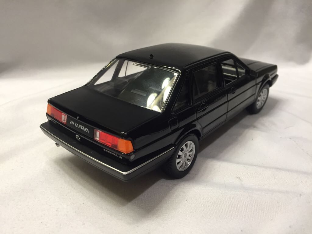 Volkswagen  toy car collectible - Main Image 2