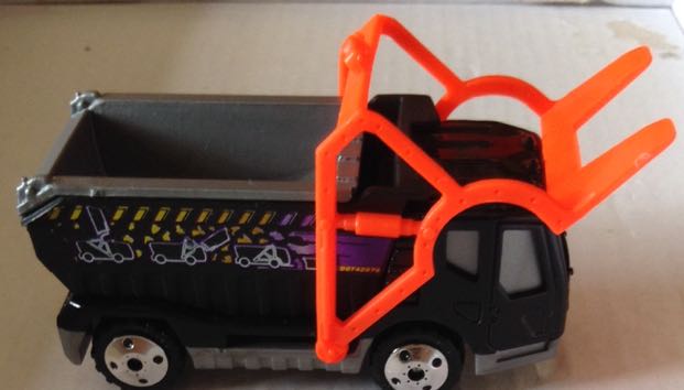 Trash Truck Negro - Machtbox toy car collectible - Main Image 2