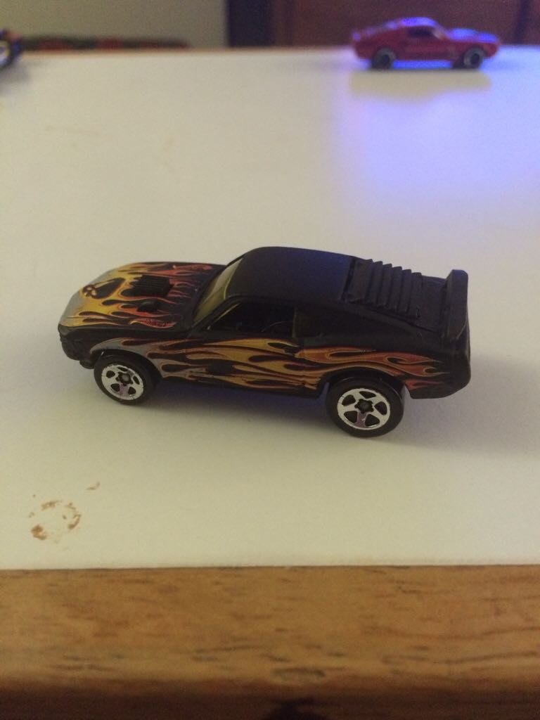Mustang Mach 1   toy car collectible - Main Image 2