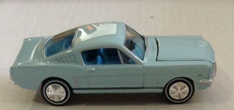 1965 Mustang Azul Cielo Fast Back - Johnny Lightning toy car collectible - Main Image 2