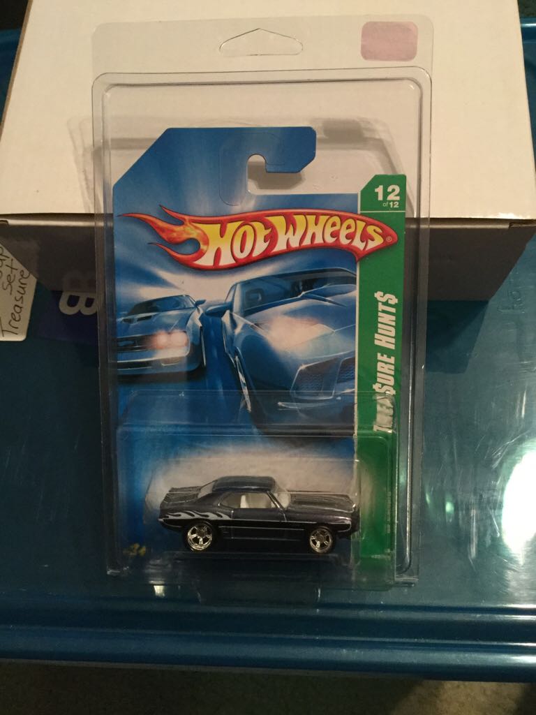 Aston Martin DB6 Vantage