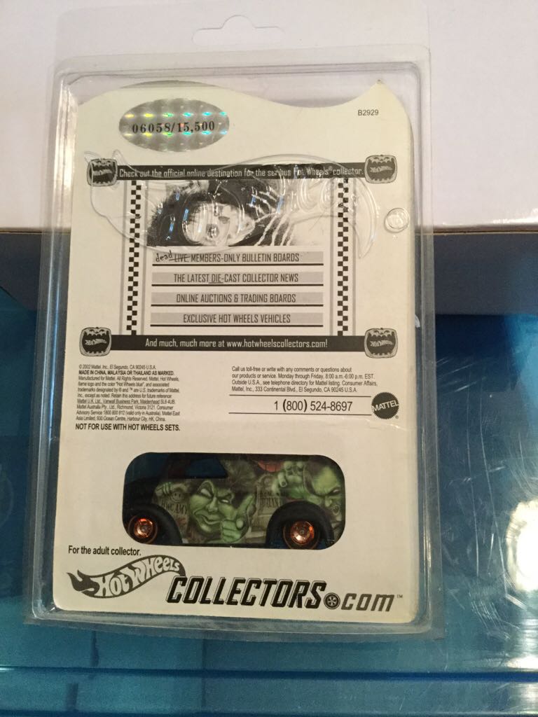 Hot Wheels Halloween Exclusive - Halloween Exclusive toy car collectible - Main Image 2