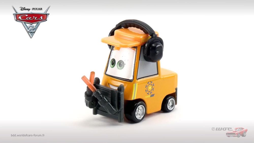 Michael Honksel - (2015 - Cars 2015) AIRPORT ADVENTURE (6) toy car collectible - Main Image 2