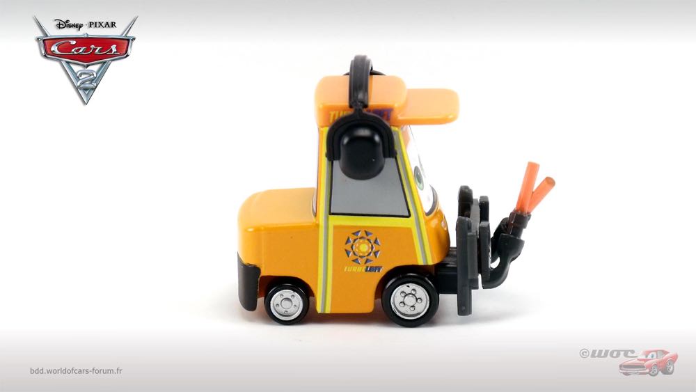 Michael Honksel - (2015 - Cars 2015) AIRPORT ADVENTURE (6) toy car collectible - Main Image 3