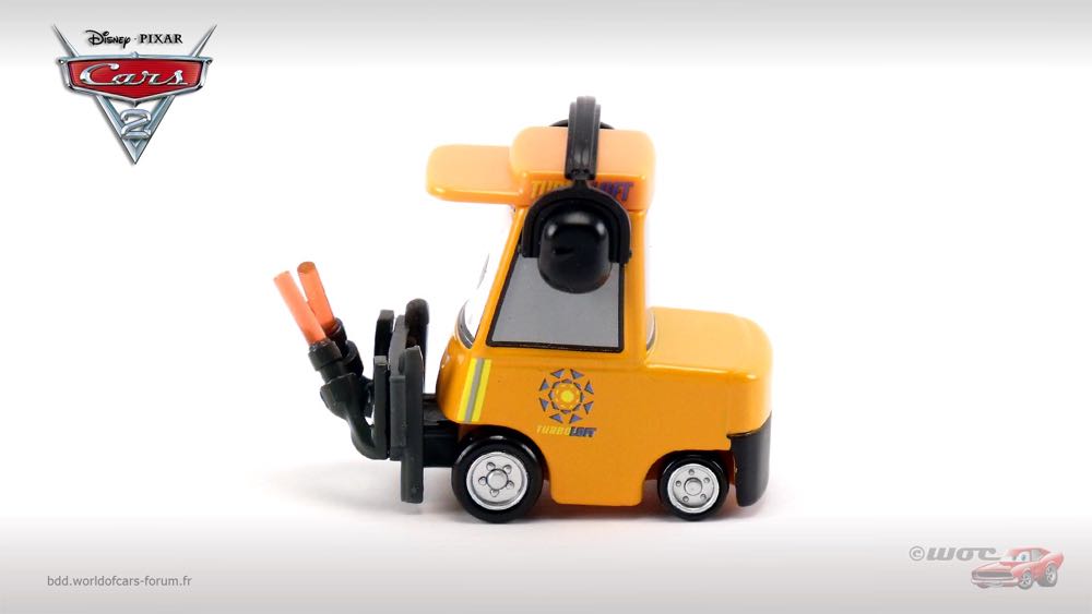 Michael Honksel - (2015 - Cars 2015) AIRPORT ADVENTURE (6) toy car collectible - Main Image 4