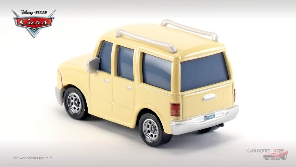 Benny Brakedrum - (2015 - Cars 2015) RACE FANS (9) toy car collectible - Main Image 4