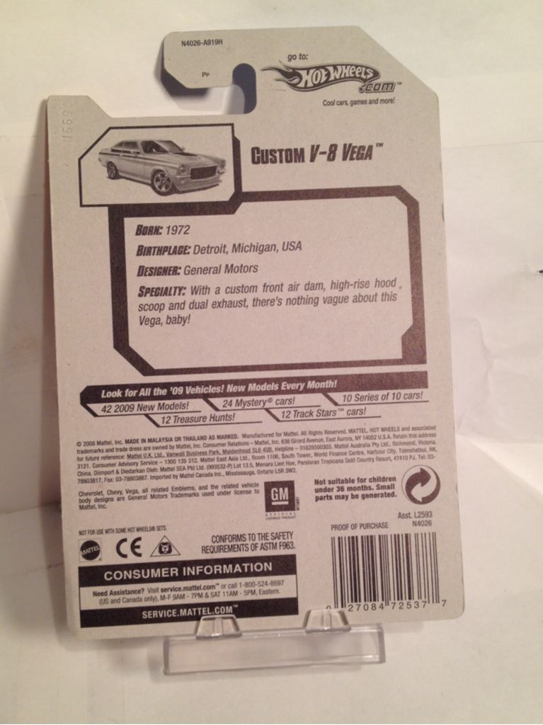 Chevy Vega V-8 Custom Yellow N4026-A719 - HW Premiere toy car collectible - Main Image 2