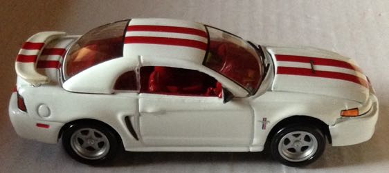 Mustang Blanco Con Franjas Rojas - Johnny Lightning toy car collectible - Main Image 2