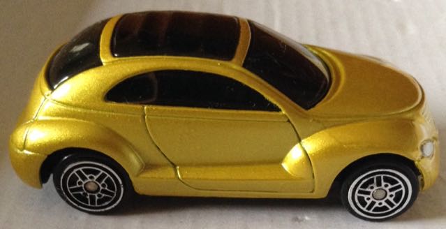 Chrysler Pronto Cruizer Dorado - Maisto toy car collectible - Main Image 2