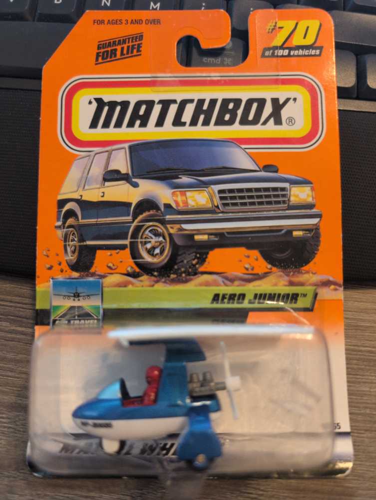 Aero Junior - Machtbox toy car collectible - Main Image 3