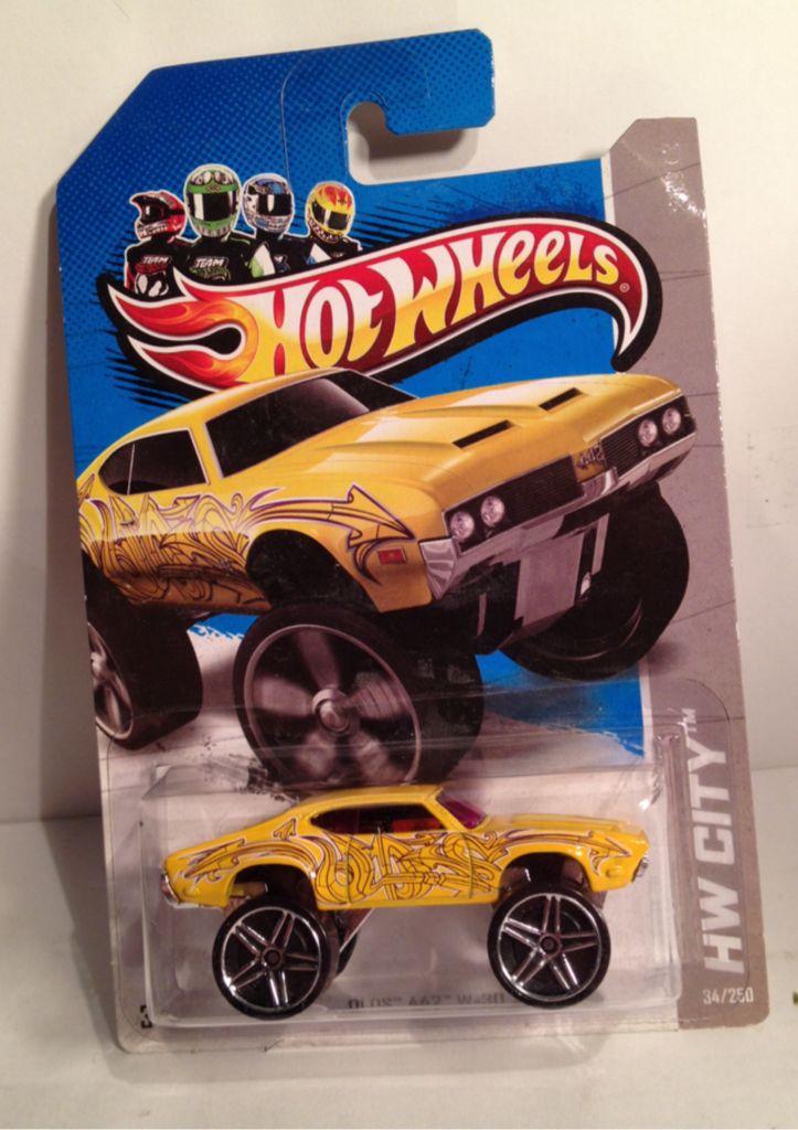 2013 HW City - HW City Graffiti Rides toy car collectible - Main Image 1