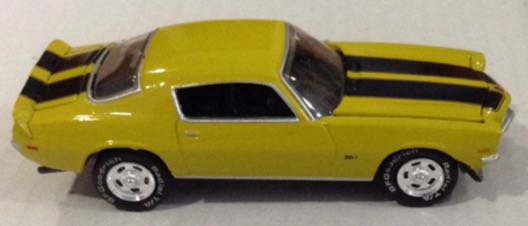 1971 Chevrolet Camaro - Johnny Lightning toy car collectible - Main Image 2