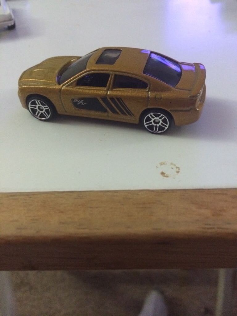 11 Dodge Charger R/t   toy car collectible - Main Image 2
