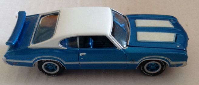Oldsmobile 442 1971 Azul - Johnny Lightning toy car collectible - Main Image 2