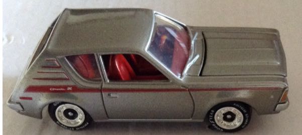 1972 AMC Gremlin Gris - Johnny Lightning toy car collectible - Main Image 2