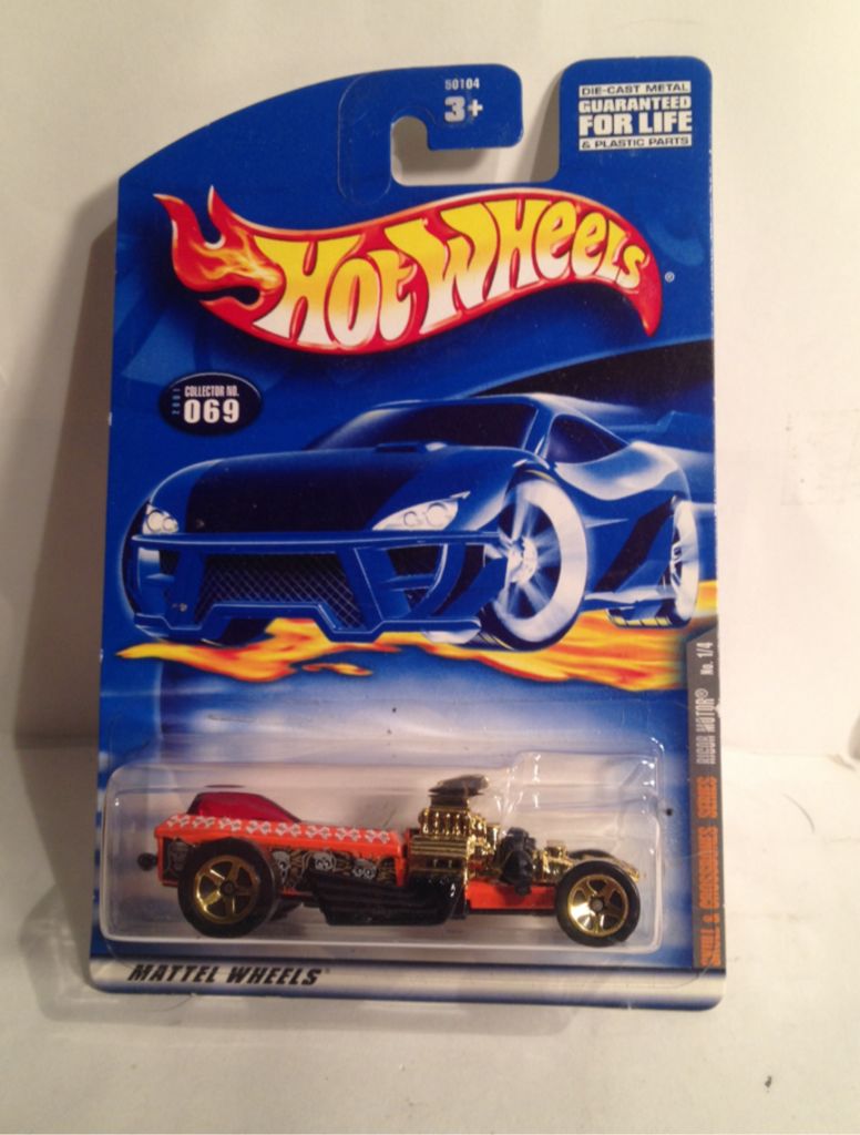 Rigor Motor - Skull & Crossbones Series toy car collectible - Main Image 1